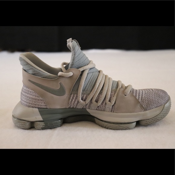 Boys wolf Grey Nike ZOOM KD (GS) - Picture 1 of 5